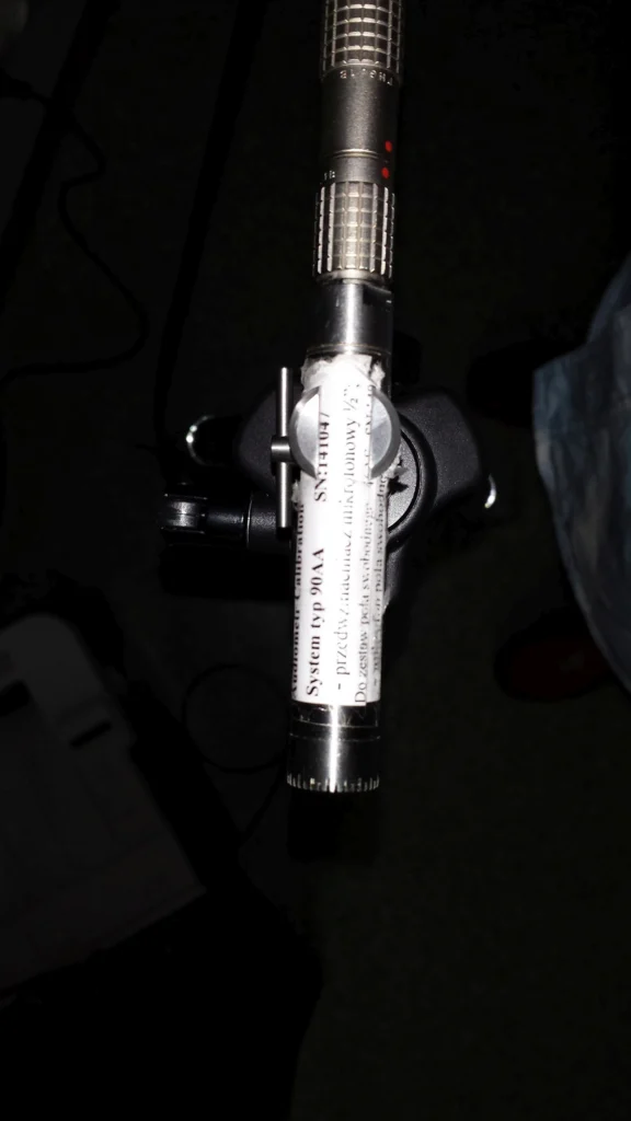 Kalibrator mikrofonu